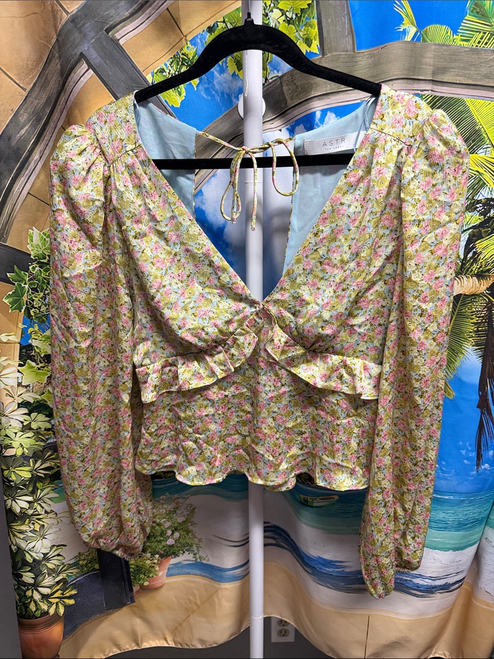Astr The Label Mustard Pink Ditsy Floral Tie-Front Puff Sleeve Top